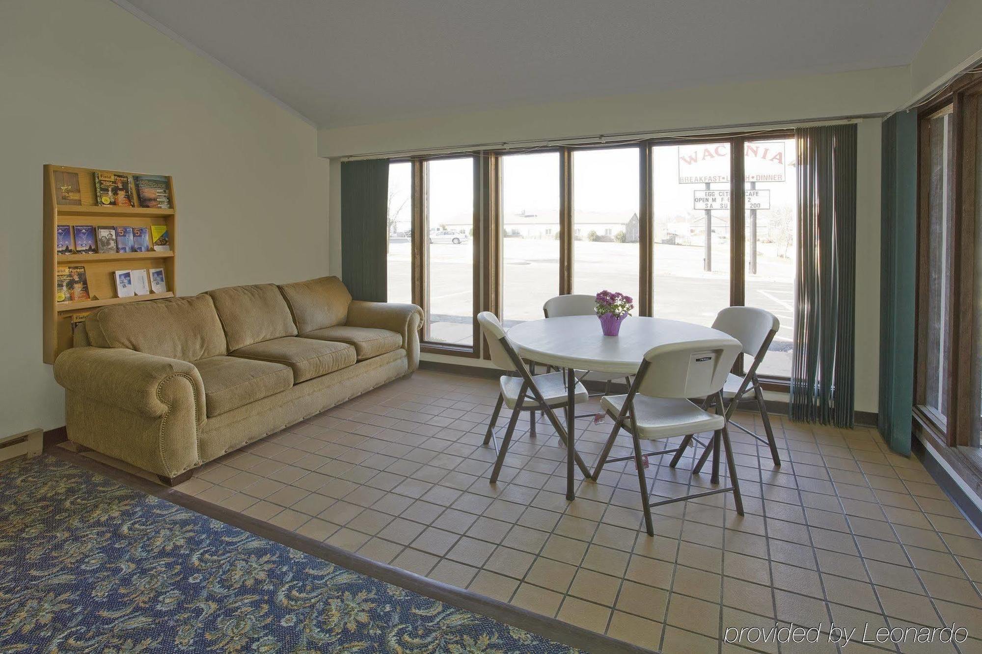 Waconia Inn And Suites Zimmer foto